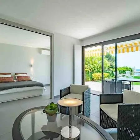 Marina Baie Des Anges - Amiral Apartment